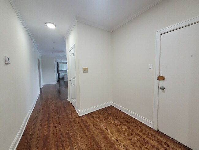 Foto del edificio - 7372 N Winchester Ave