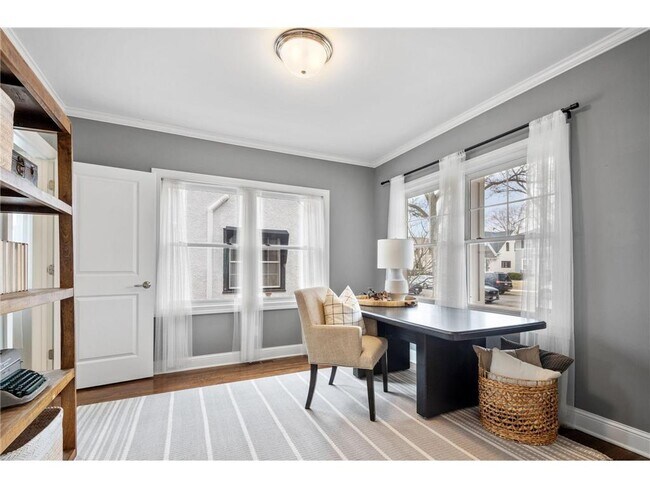 Foto del edificio - 5220 Abbott Ave S