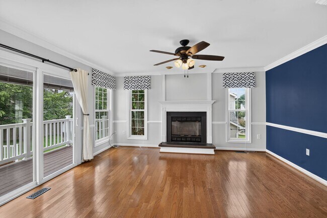 Building Photo - Beautiful 4BR Colonial in Devon Green | Prime North Stafford Location