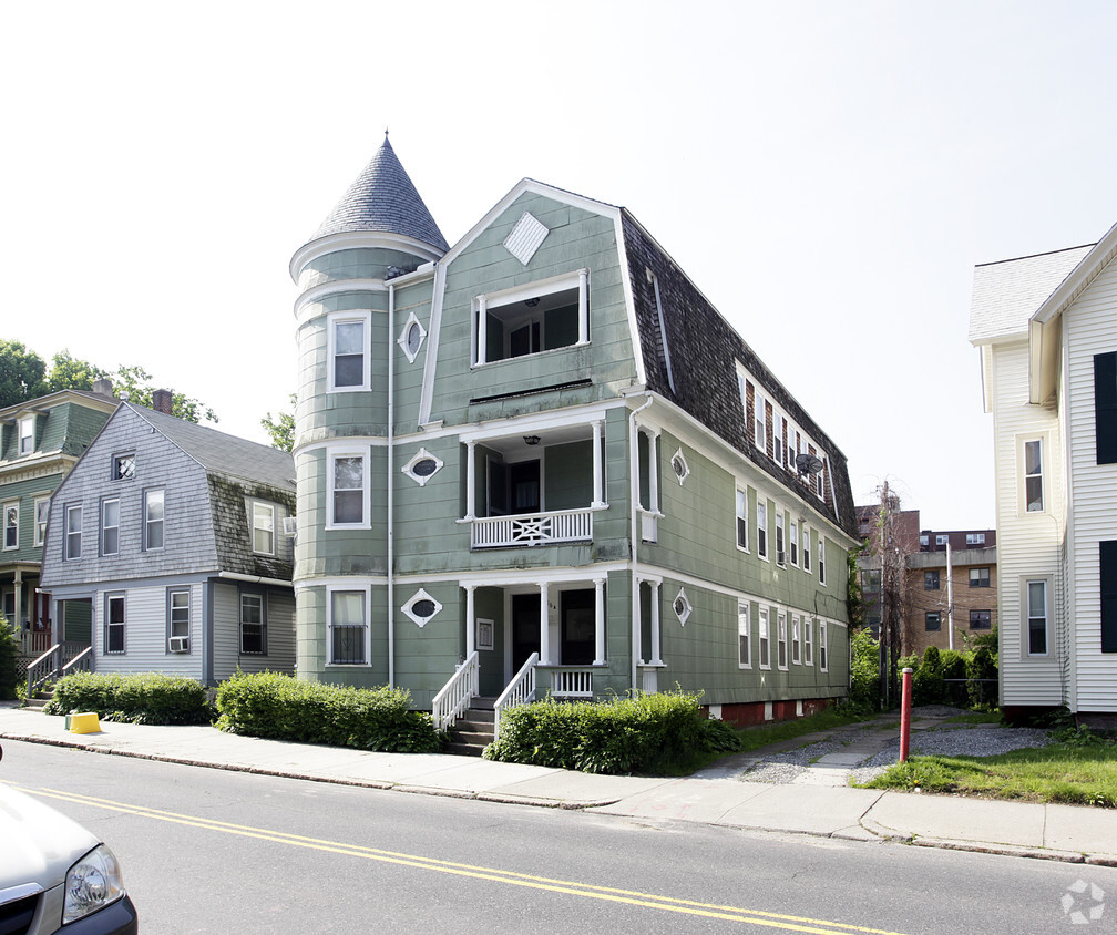 86A Elm St, Worcester, MA 01609 - Apartments in Worcester, MA ...