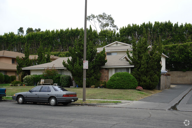 Building Photo - 12062 Laguna St