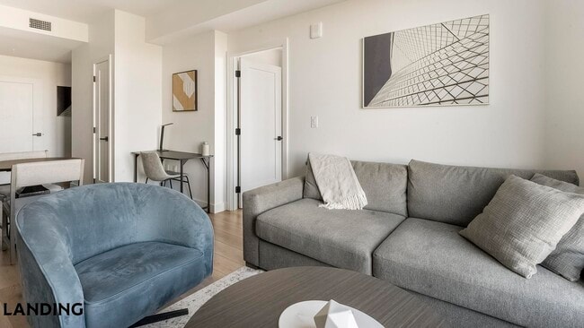 Building Photo - 632 Howard Rd SE