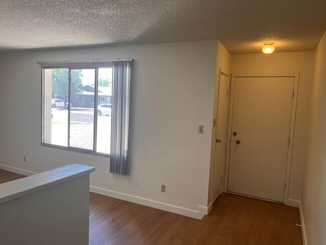 Foto del edificio - AWESOME TEMPE HOME!!