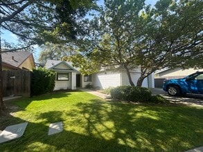 Building Photo - 1231 W Whispering Pnes Ct