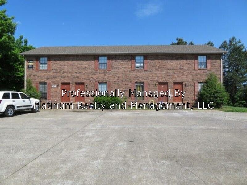 121 Stephanie Dr Unit D, Clarksville, TN 37042 Condo for Rent in