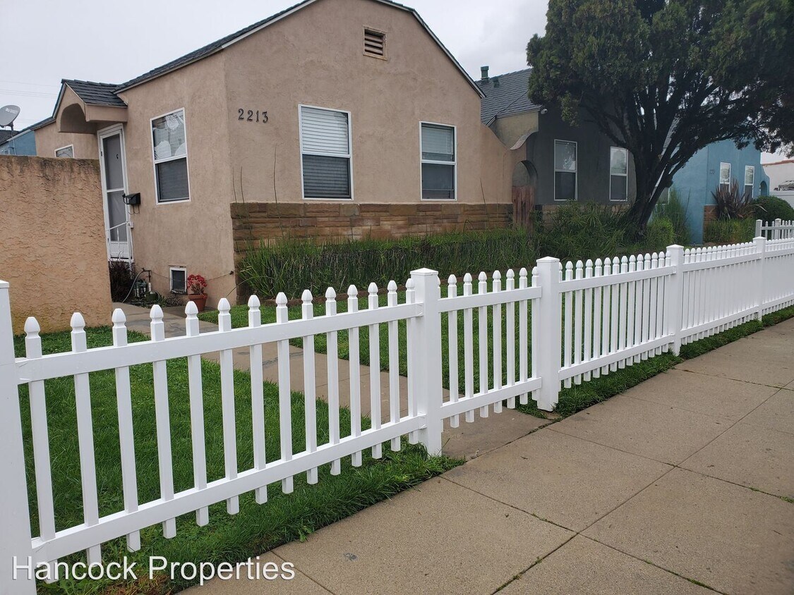 Primary Photo - 2213 Cabrillo Ave