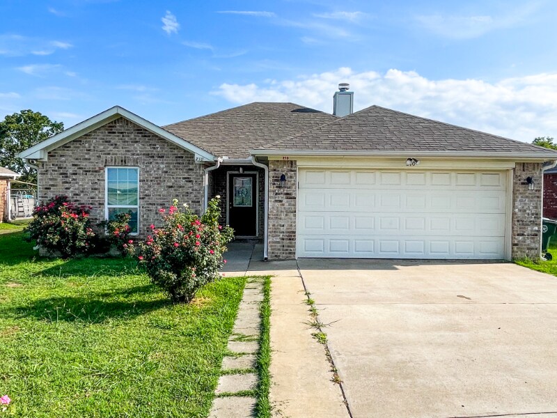 210 Paschall Rd, Mabank, TX 75147 House Rental in Mabank, TX