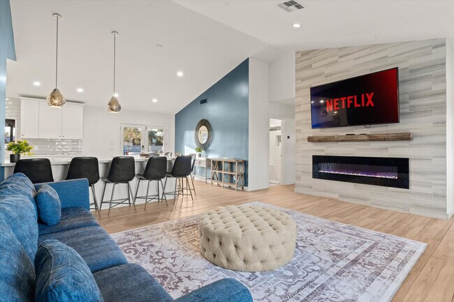 Foto del edificio - 15638 N 41st Pl