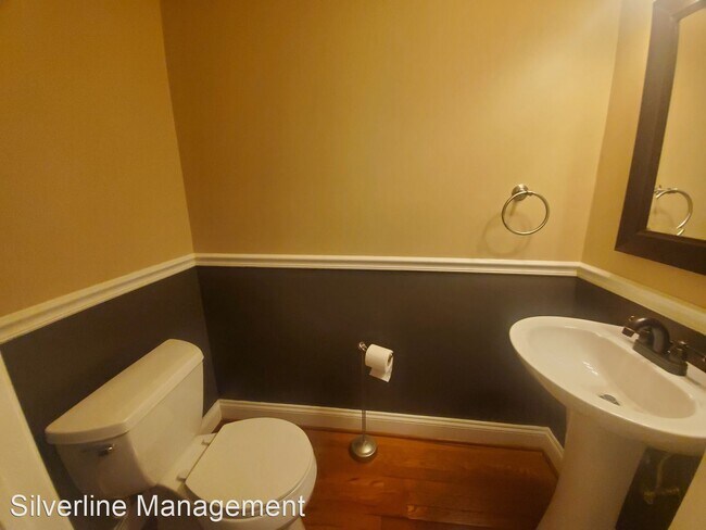 Building Photo - 3 br, 2.5 bath House - 12 N Montford Ave B...