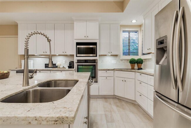 Building Photo - 915 Cranberry Hill Ct