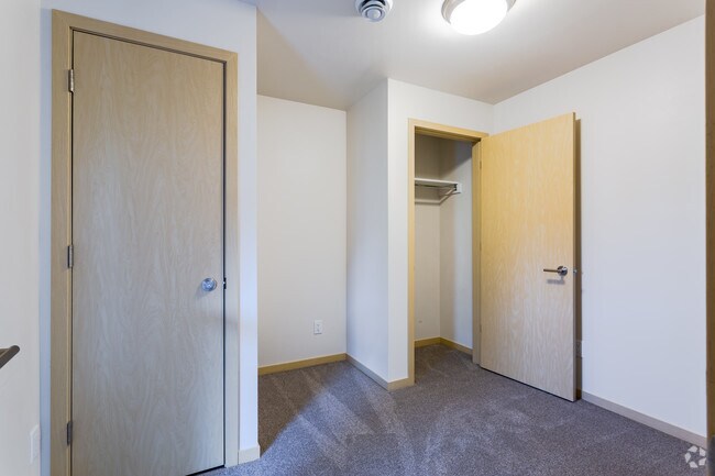 Oak Tree Apartments Madison Wi Apartments Com