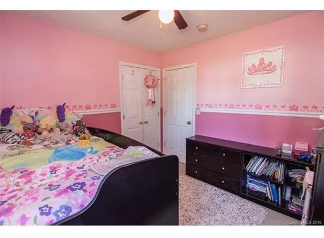 Building Photo - 9714 Castle Terrace Ct