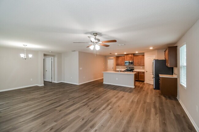 Foto del edificio - 2035 Pebble Point Dr