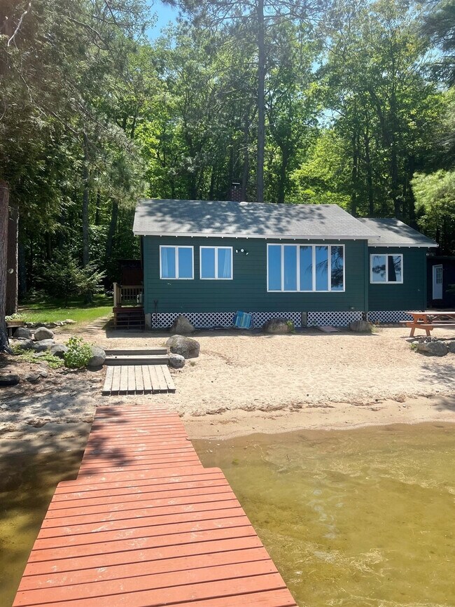 Foto del edificio - 117 Shore Rd