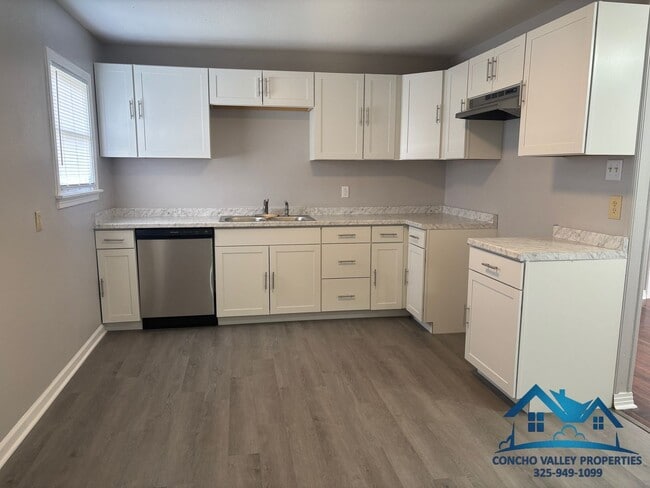Foto del edificio - For Rent - 2 Bed/ 1 Bath in Arons Glen Addition