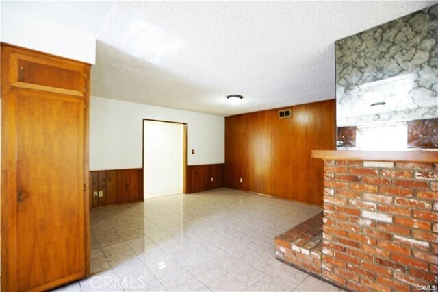 Foto del edificio - 6012 Oak Ave