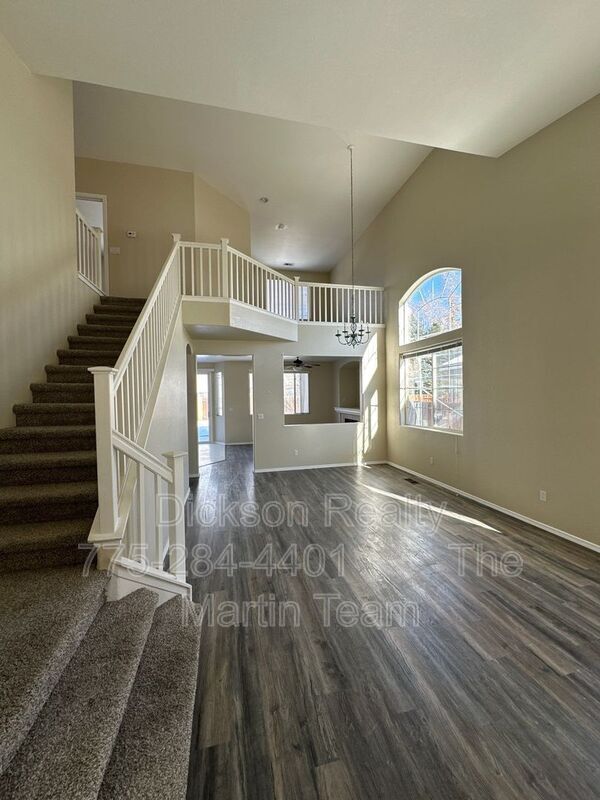 Building Photo - 9648 Thunder Mountain Way