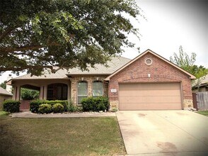 Building Photo - 14013 Zippo Way