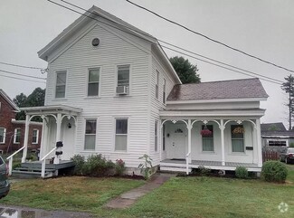 Building Photo - 21 Hoosick St