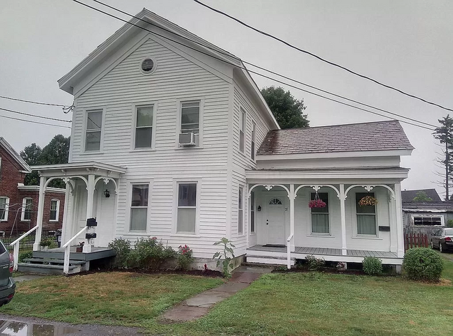 21 Hoosick - 21 Hoosick St