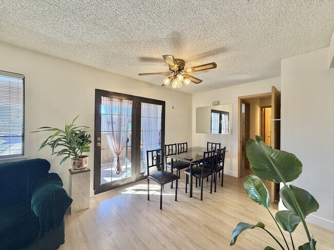 Foto del edificio - 4210 Gannet Cir