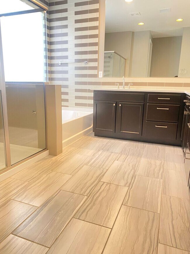 Foto del edificio - Home in Damonte Ranch Village