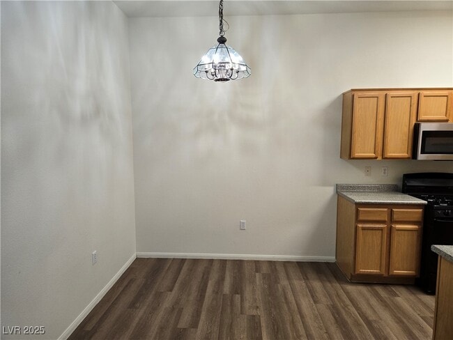 Building Photo - 3500 Cactus Shadow St