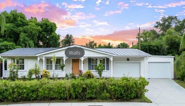 Building Photo - 120 Banyan Dr