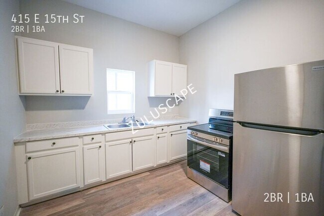 Foto del edificio - 415 E 15th St
