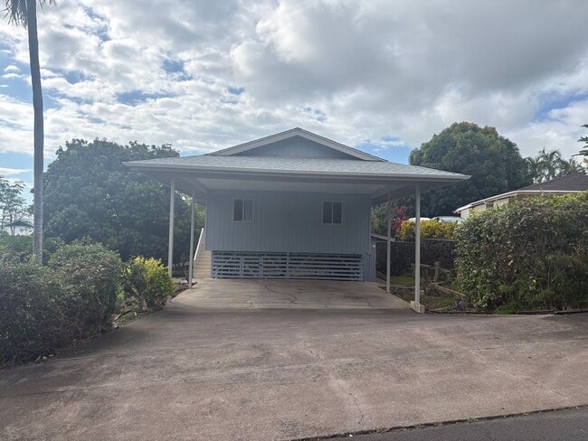 Foto del edificio - Freshly Renovated 3BR Home in Desirable Ka...