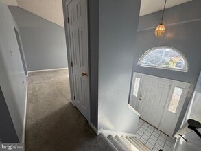 Building Photo - 104 New Kent Ct