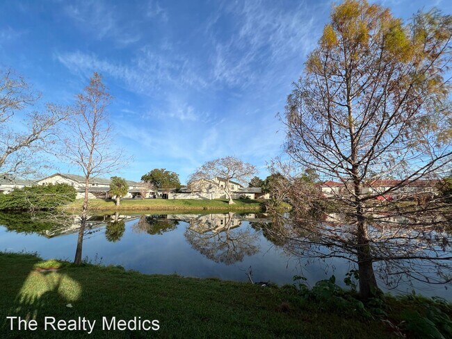 Foto del edificio - 2 br, 2.5 bath House - 6223 Yorktown Dr Un...