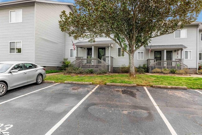 Building Photo - 805 Stallings Rd