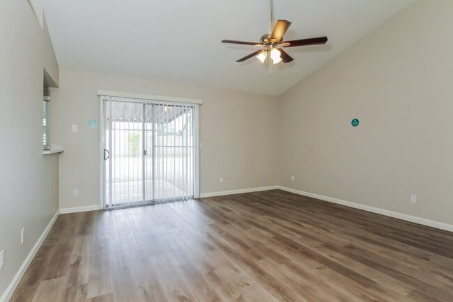 Building Photo - 5526 W Garden Dr