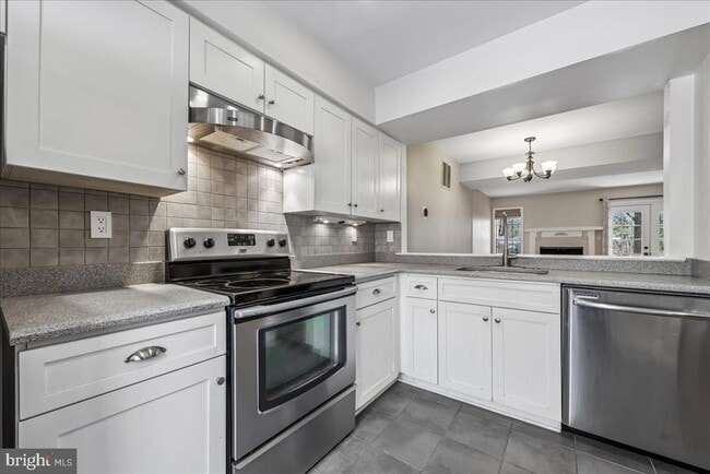 Foto del edificio - 2002 Derby Ridge Ln