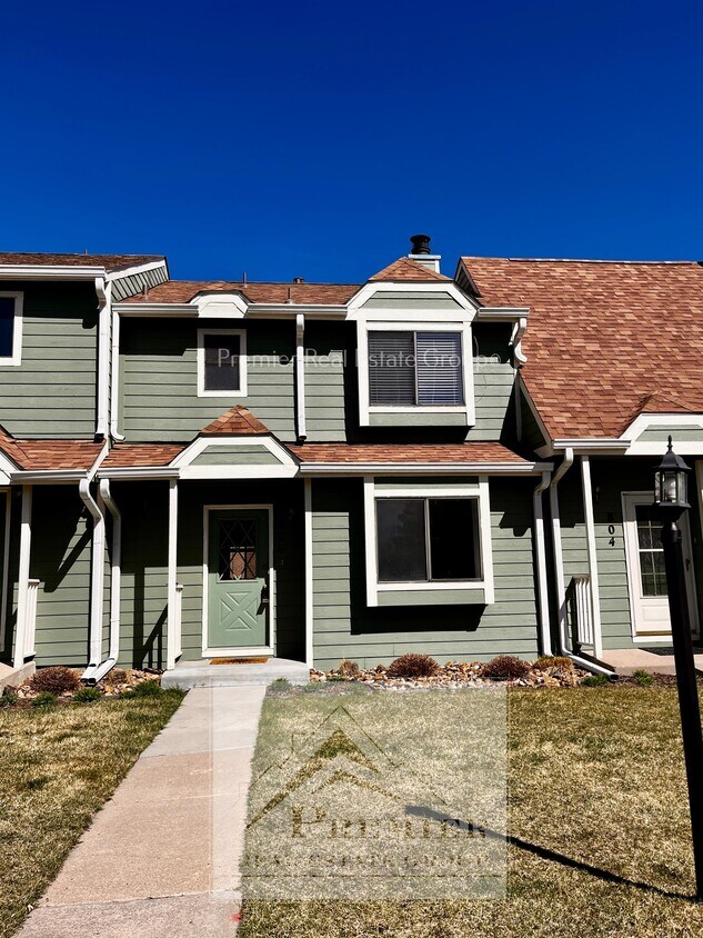 806 London Green Way, Colorado Springs, CO 80906 Townhome Rentals in