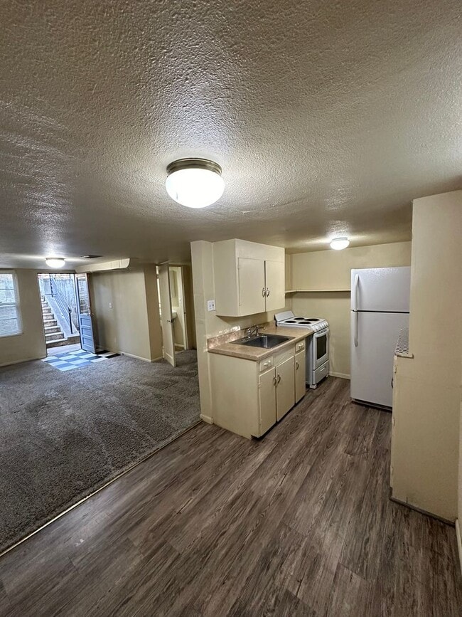 Photo - 533 22nd Street Apartment