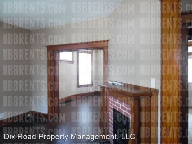 Building Photo - 3 br, 1 bath House - 669 Franklin Street,