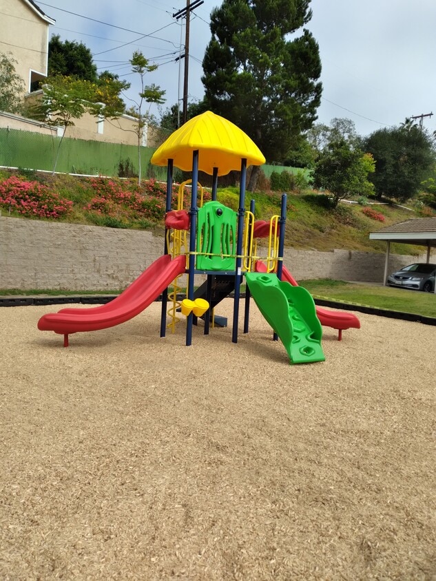 Ridgepoint Apartments Apartments in Vista, CA Westside Rentals