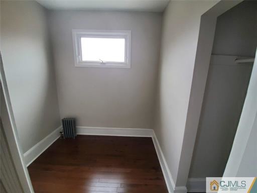 Foto del edificio - 648 Hazel Ave