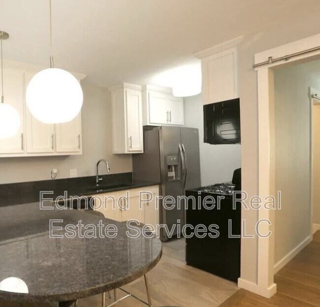 Foto del edificio - 205 E Hurd St