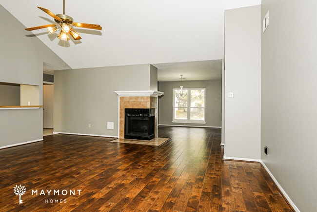 Foto del edificio - 3519 Lindenfield Dr