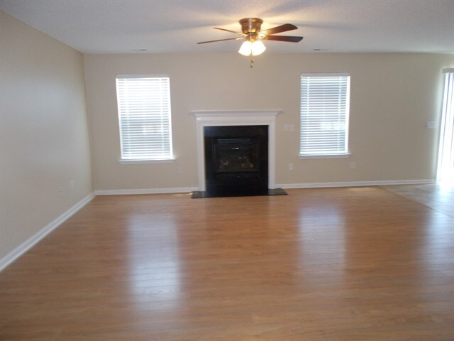 Foto del edificio - 1003 William Clark Trl