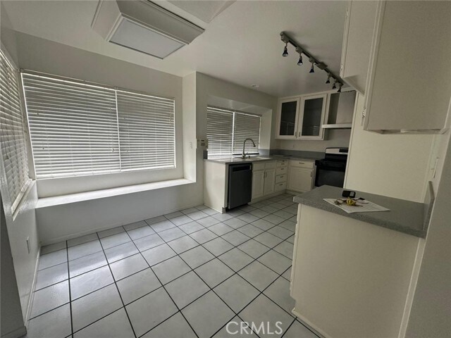Foto del edificio - 10582 Champagne Rd