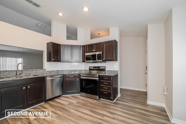 Foto del edificio - 2041 Horse Creek Ln