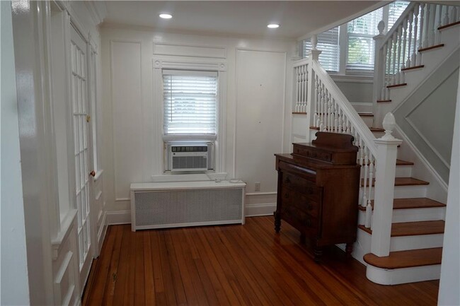 Building Photo - 1358 Narragansett Blvd