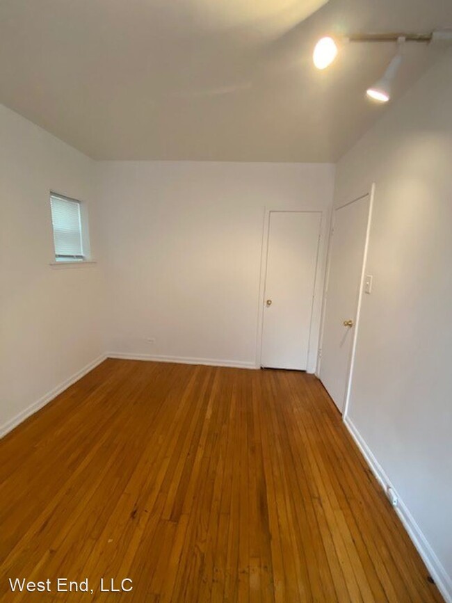 Foto del edificio - 4946 W Adams St