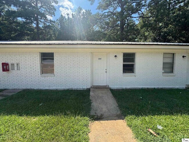 Foto del edificio - 207 Oaklawn Dr