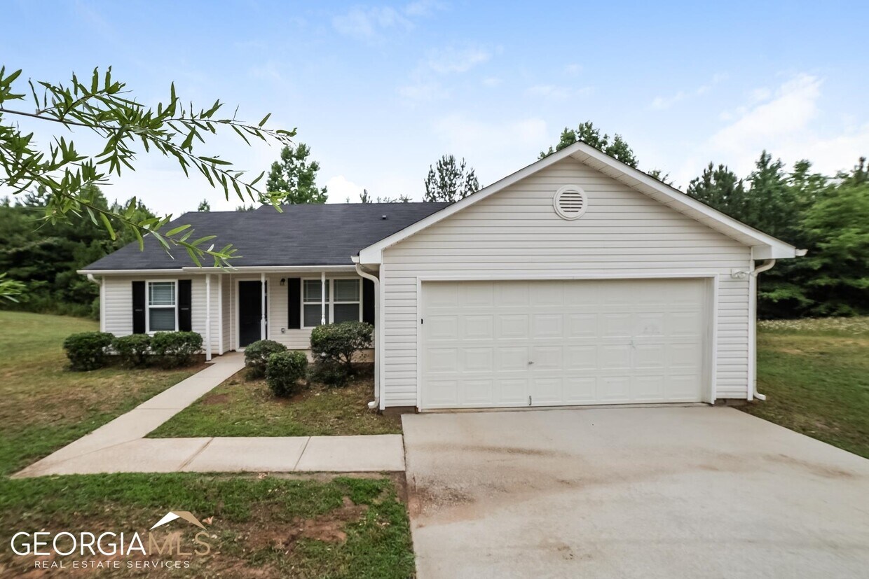 30 Copeland Cir, Covington, GA 30016 House for Rent in Covington, GA