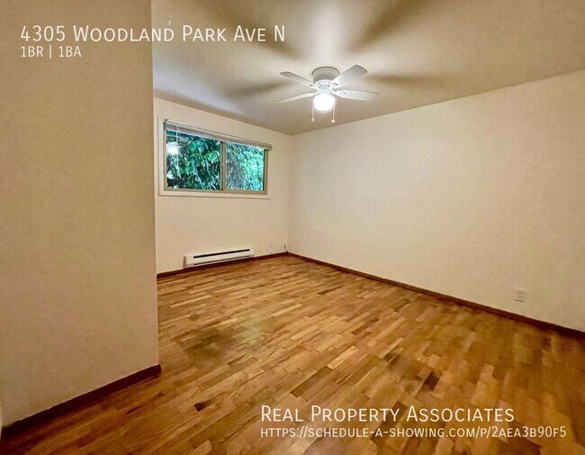 Building Photo - Great 1 Bed/1 Bath with Hardwood Floors! L...